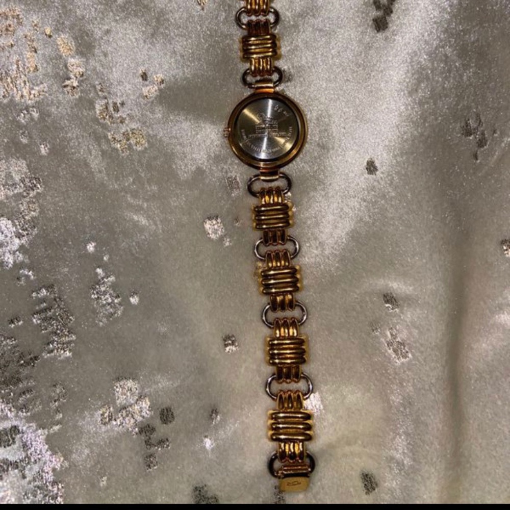 OSCAR DE LA RENTA WATCH